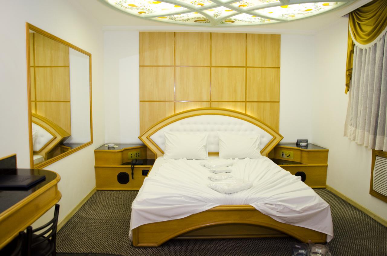 Omega Palace Hotel