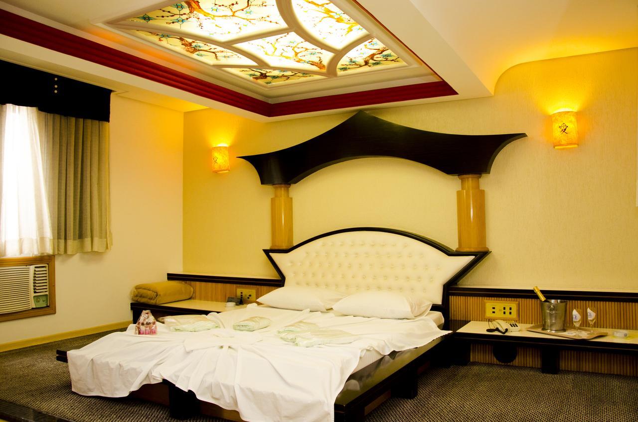 Omega Palace Hotel 3*