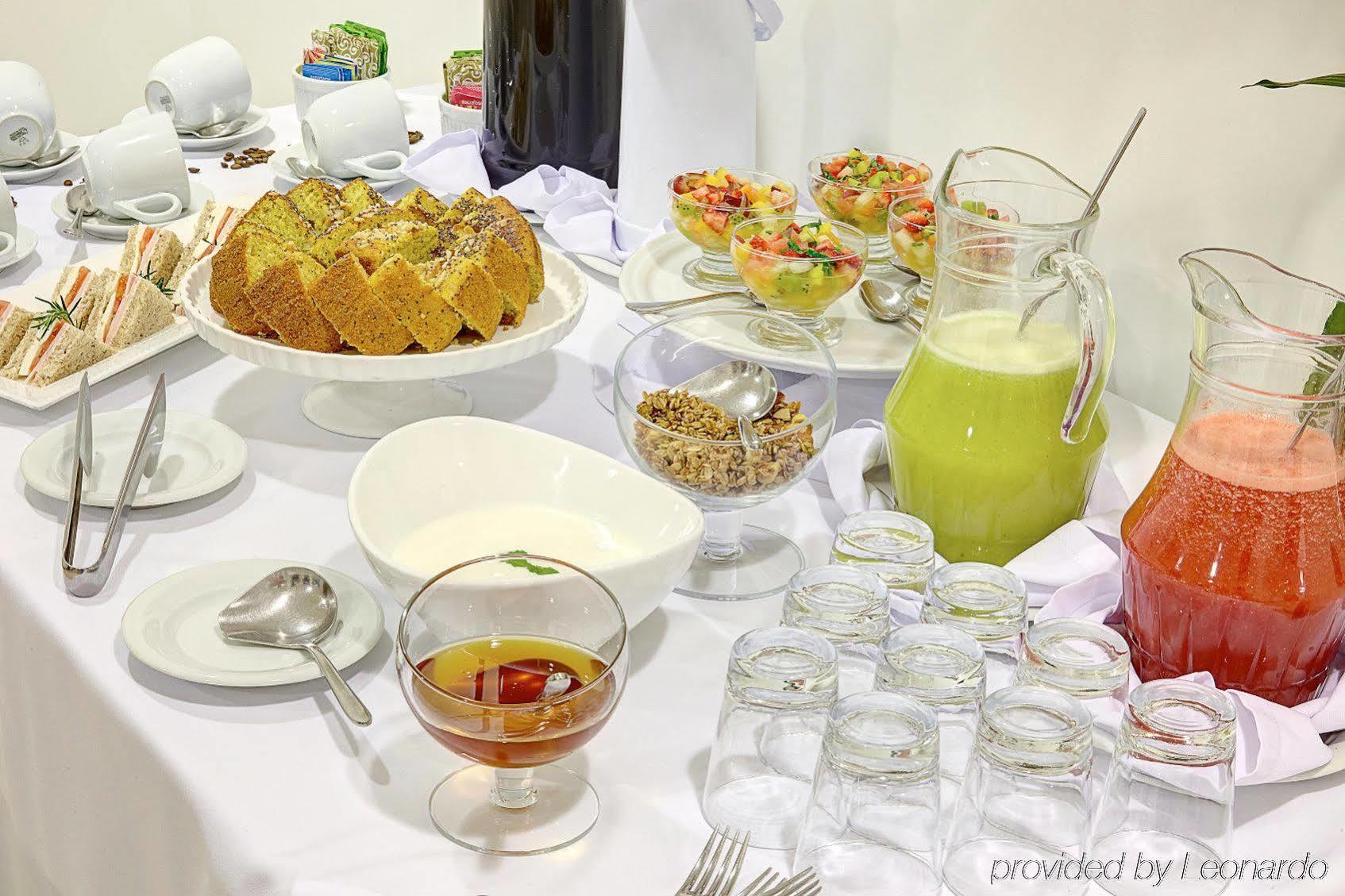 Roomo Etoile Georgev Itaim Bibi Residencial Apartment