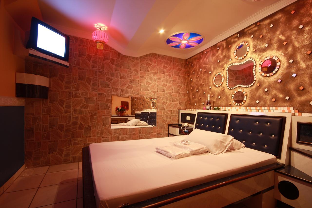 Love hotel Seducao