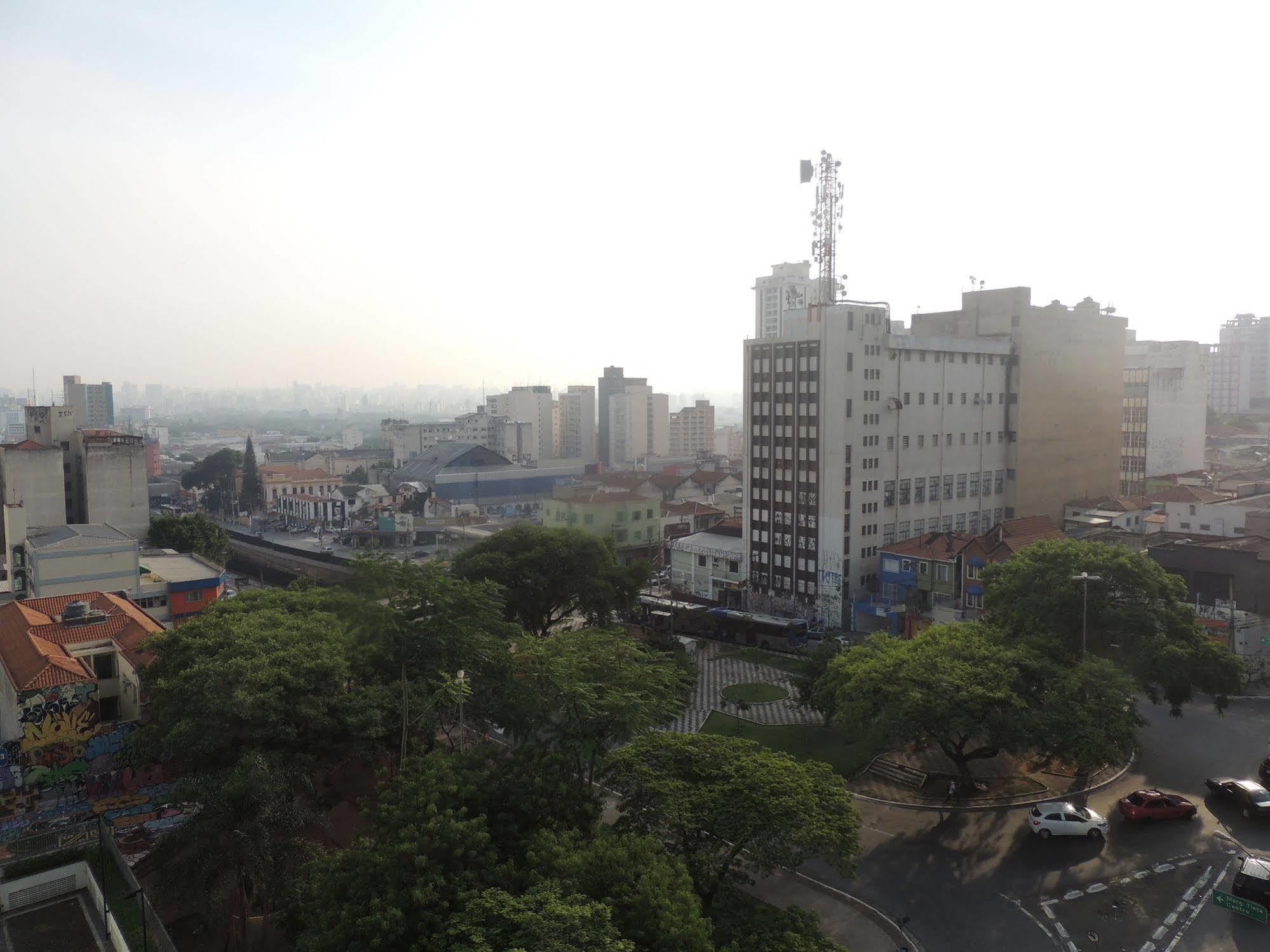 Luni Hotel
