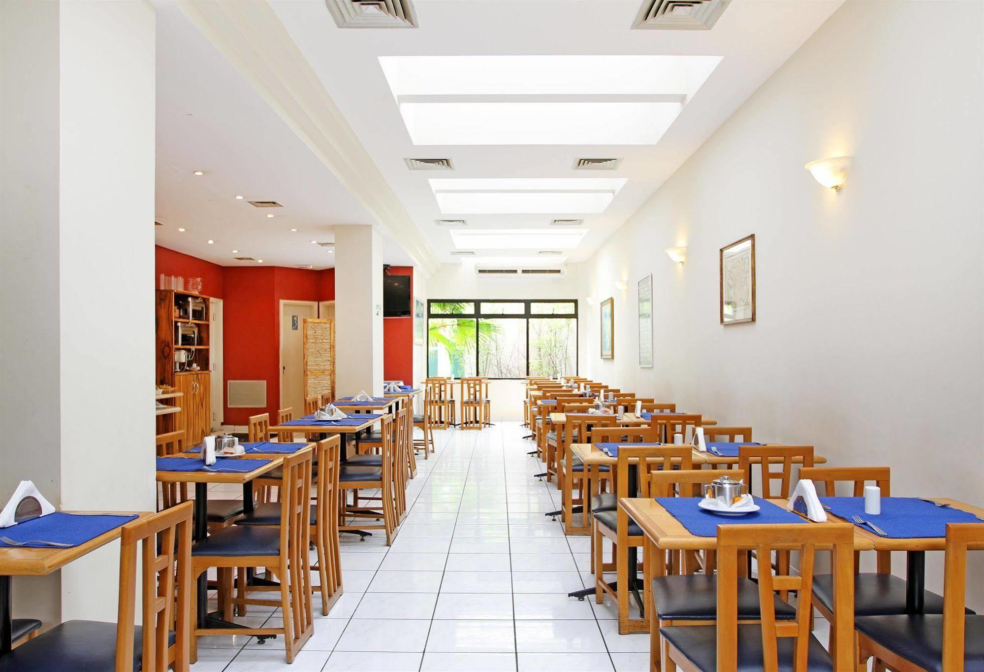 Travel Conde Luciano 3*