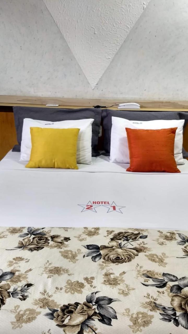 Hotel 21