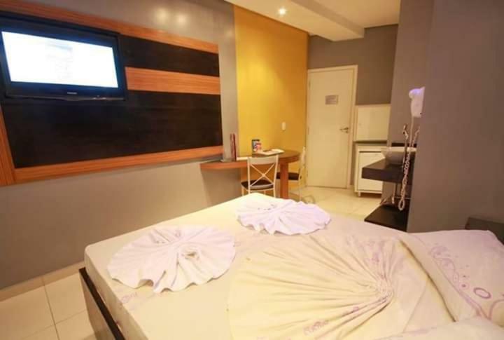 Las Brisas Hotel cinta *