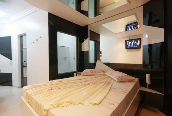 Hotel cinta Las Brisas