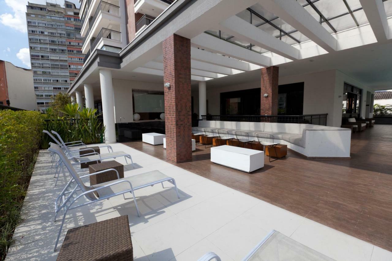 Elegancia E Conforto No Centro Com Garagem E Internet 500mb