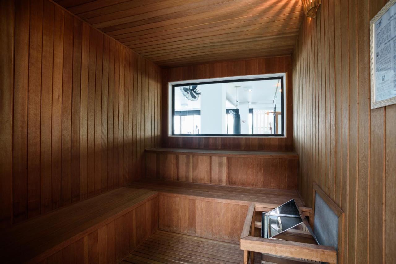 Elegancia E Conforto No Centro Com Garagem E Internet 500mb