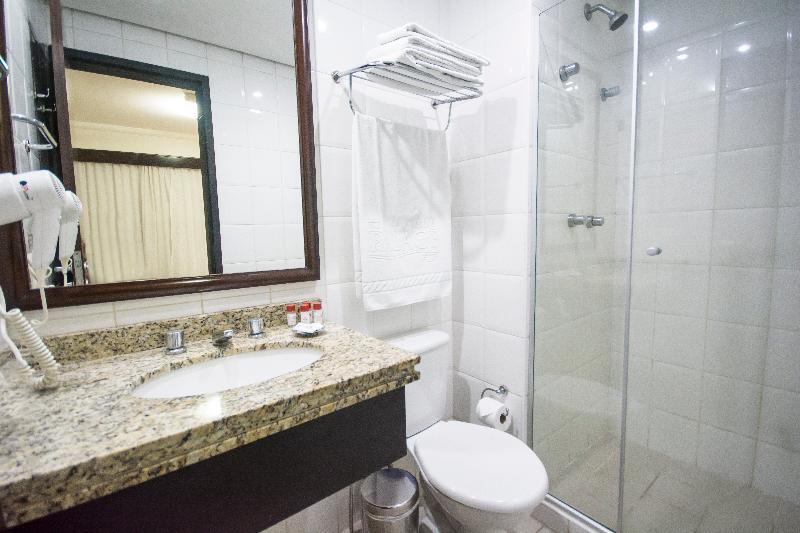 Tsue The Palace Flats 4*