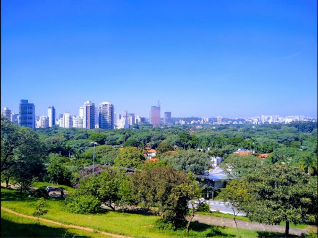 Com Quintal Em Alto De Pinheiros Apartment Sao Paulo