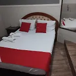 Hotel Montreal