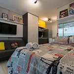 Lindo Studio Com Estacionamento E Internet !