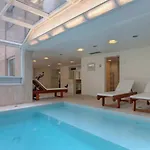 Maximus Luxury In Hotel