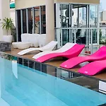 303 - Rentaqui - Studio Augusta Elegance Pool New