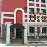 Requint Hotel