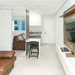 Apartamento Com Wifi Proximo Ao Metro Luz