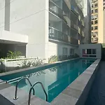 Flat De Luxo Centro Sp Com Piscina,Academia,Lavanderia,Garagem E Seguranca 24H