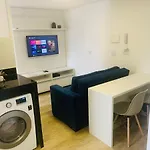 Studio Inteiro 132B
