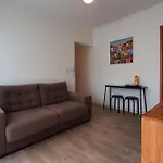 Apt De 2 Quartos, 3 Quadras Av Paulista E Wi-Fi 250 Mbs