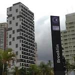 Brooklin Studios I Em Frente Ao Metro Brooklin