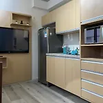 75 New Studio W Fast Wifi, Balcony, Gym And Movie Screen