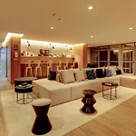 Roomo Butanta Reboucas