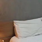 Duplex 2 dormitórios luxuoso 1113