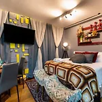 Apto1605 - Apartamento Inteiro, Completo E Confortavel