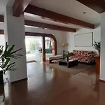 Andar-Alto, 3 Quadras Da Av Paulista, Wi-Fi & Garagem