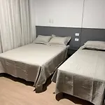 Apartamento Para Pessoas De Familia Ou A Negocio, Ap Lindo Aconchegante No Bras Proximo Igreja Mundial,Mercado Municipal, 25 De Marco, Templo Salomao, Metro Dom Pedro Ll, Bancos, Mercado E Etc