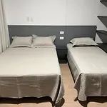 Apartamento Para Pessoas De Familia Ou A Negocio, Ap Lindo Aconchegante No Bras Proximo Igreja Mundial,Mercado Municipal, 25 De Marco, Templo Salomao, Metro Dom Pedro Ll, Bancos, Mercado E Etc