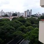 Flat Com Sacada - Regiao Ibirapuera Proximo Varios Hospitais E Unifesp