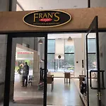Studio Fly Jamaris Estiloso E Instagramavel