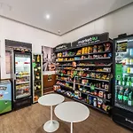 Espaço e Conforto no Centro com garagem e Internet 50MB