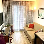 Excelente E Charmoso Apto 1 Dormitorio - Metro Fradique