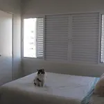 Quarto Com Banheiro Privativo