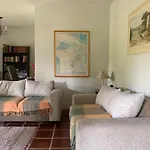 CHÁCARA CASA DO LAGO Muita natureza a 1h de SP!