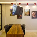 Studio C/ Vaga De Garagem