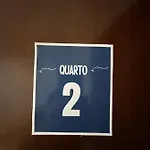 Lindo Quarto Proximo Ao Metro !