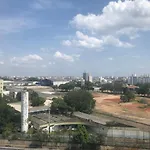 Flat Lindo Com Vista Em Frente Ao Aeroporto De Congonhas - H806