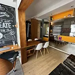 Premium Studio 93 Tag Decor
