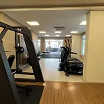 Otima Localizacao, Com Vaga, Piscina E Wi-Fi