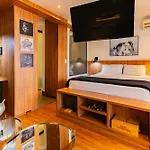Flat Best View Bar Sauna Pool Gym