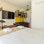 B Homy Consolacao - Decorado Com Varanda Cp2004