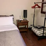 Quartos Aconchegantes Em Sobrado Grande No Meio Do Brooklin