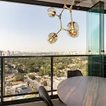 Charme Pinheiros E Jardins Com Piscina, Cama Queen