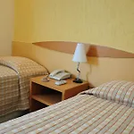 Brasilia Santana Gold Flat