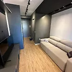 Trevizzo Houx Pinheiros