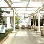 Private Spa Airport View Kitchen Heat Open Pool