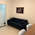 Pequeno Apartamento Metro Paraiso