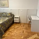 Pequeno Apartamento Metro Paraiso